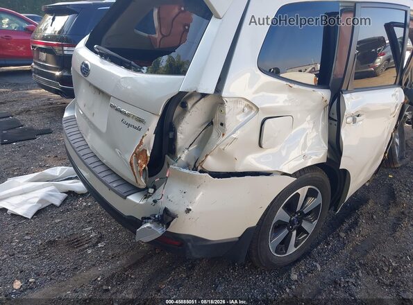 JF2SJAGC1JH613406 2018 SUBARU FORESTER White 