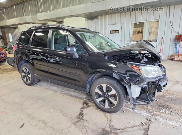 JF2SJAGC3HH420281 2017 SUBARU FORESTER Black Przód prawy