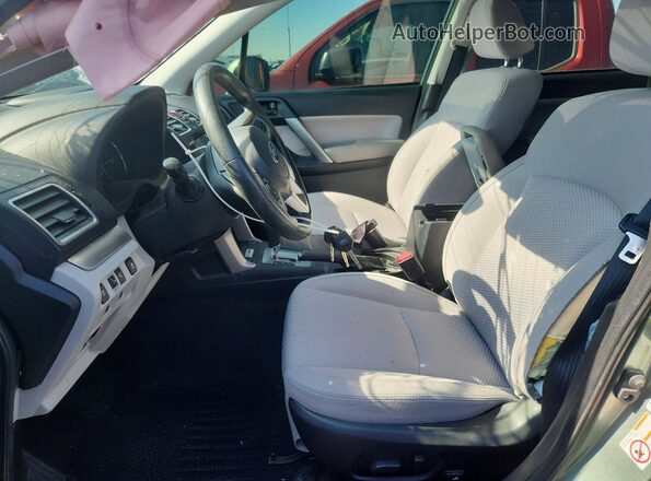 JF2SJAGC4HH545211 2017 SUBARU FORESTER Green Vista interior delantera
