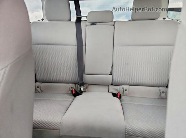 JF2SJAGC5HH596023 2017 SUBARU FORESTER Green უკანა სავარძლების ხედი