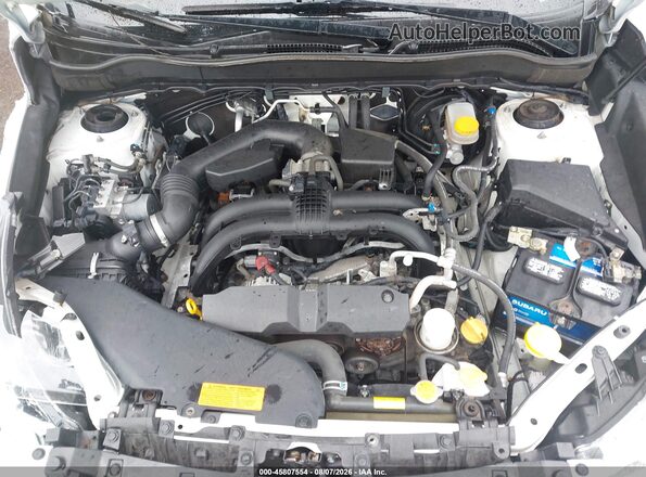 JF2SJAGC6JH527797 2018 SUBARU FORESTER White Հետևի տեսք