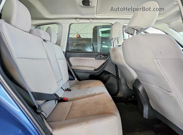 JF2SJAGC9JH447023 2018 SUBARU FORESTER Blue Вид задньої частини салону