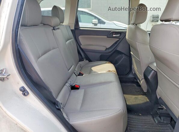 JF2SJAHC1GH476958 2016 SUBARU FORESTER White Rear interior view