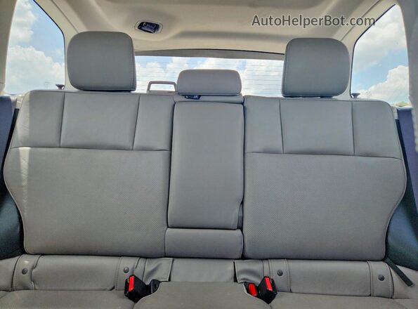 JF2SJAHC2GH409639 2016 SUBARU FORESTER Серебряный Вид задних сидений