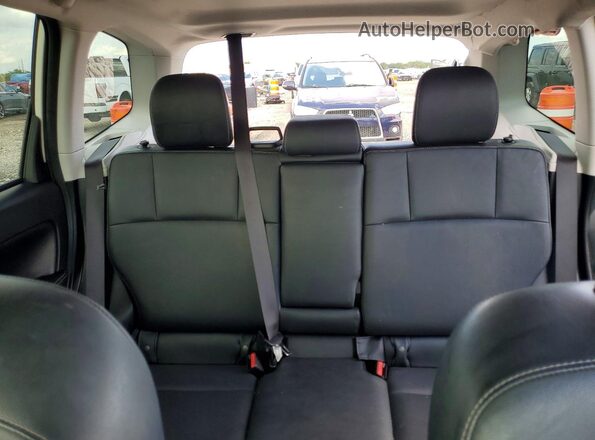 JF2SJAJC1JH486147 2018 SUBARU FORESTER White Вид задніх сидінь