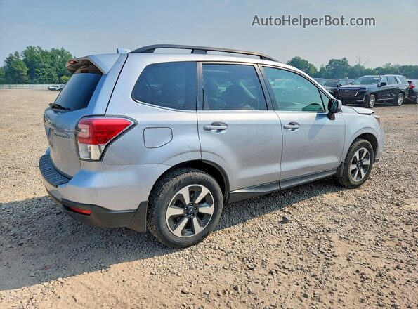 JF2SJAJC2JH467980 2018 SUBARU FORESTER Серебряный Задняя правая четверть