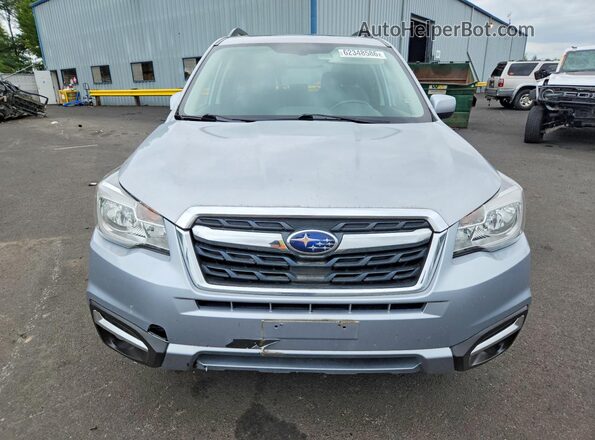 JF2SJAJC3JH464067 2018 SUBARU FORESTER Silver Widok z przodu