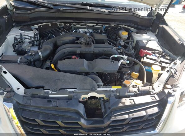 JF2SJARC0JH404557 2018 SUBARU FORESTER White Вид ззаду