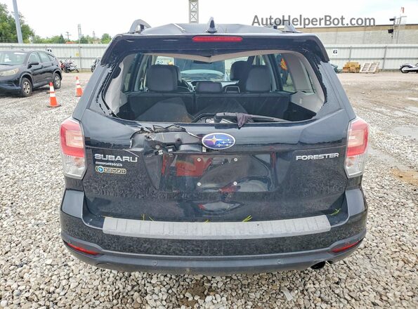 JF2SJARC1JH443979 2018 SUBARU FORESTER Черный Вид сзади