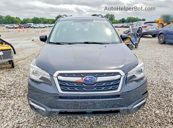 JF2SJARC1JH443979 2018 SUBARU FORESTER Черный Вид спереди