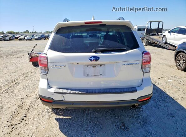 JF2SJARC2JH583121 2018 SUBARU FORESTER Белый Вид сзади