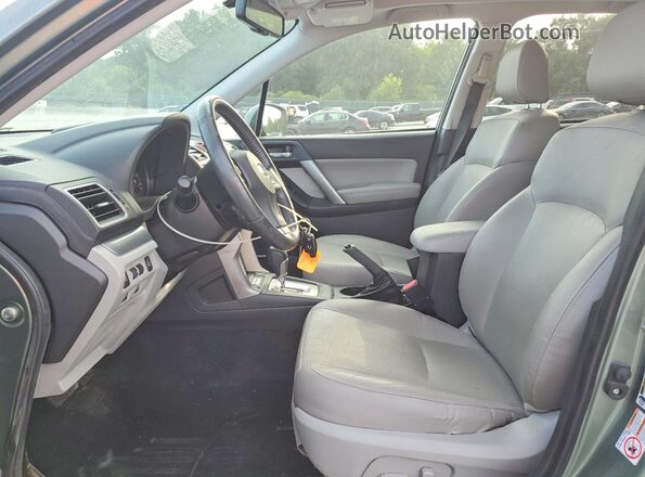 JF2SJARC5GH500676 2016 SUBARU FORESTER Green წინა სალონის ხედი