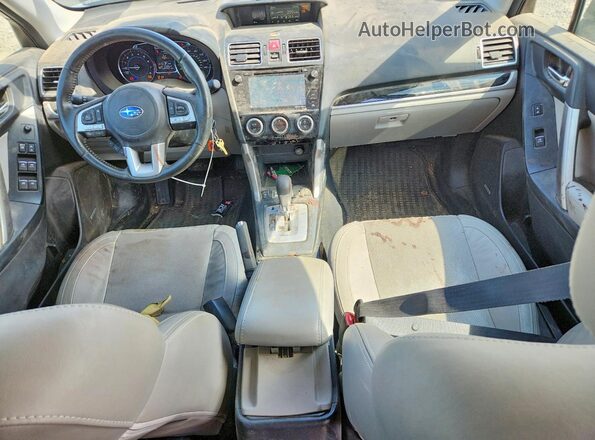 JF2SJARC5HH585052 2017 SUBARU FORESTER Green Widok deski rozdzielczej