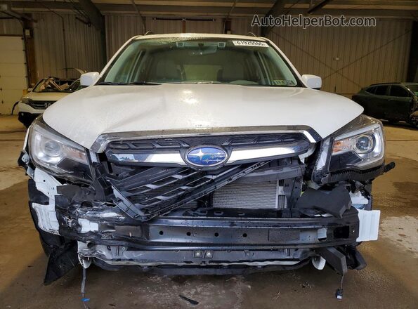 JF2SJARC9HH420735 2017 SUBARU FORESTER Белый Вид спереди