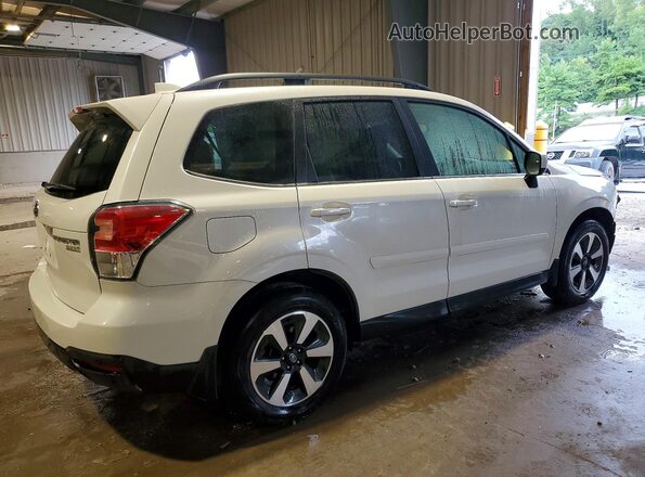 JF2SJARC9HH420735 2017 SUBARU FORESTER Белый Задняя правая четверть