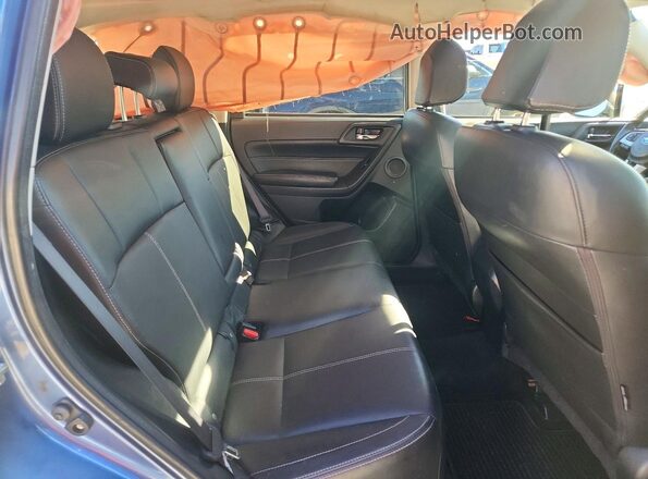 JF2SJATC6HH429840 2017 SUBARU FORESTER Blue Widok wnętrza z tyłu