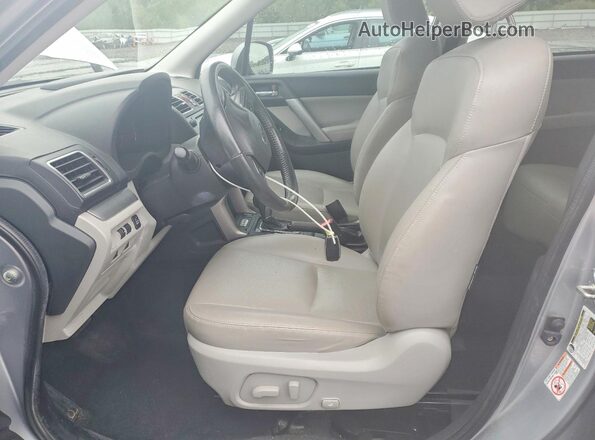 JF2SJAVC5GH516026 2016 SUBARU FORESTER Silver Front interior view
