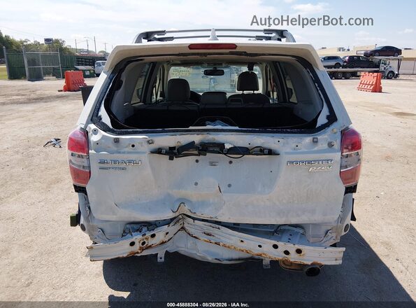 JF2SJAVC6GH450747 2016 SUBARU FORESTER White Widok z przodu
