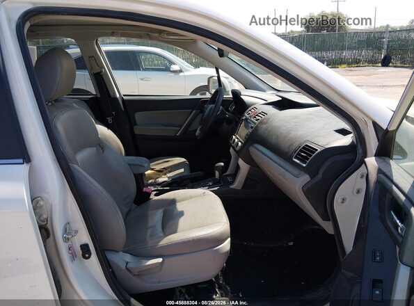JF2SJAVC6GH450747 2016 SUBARU FORESTER White Widok wnętrza z przodu