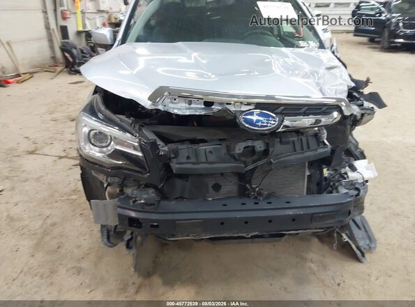 JF2SJAWC6JH593347 2018 SUBARU FORESTER Silver 