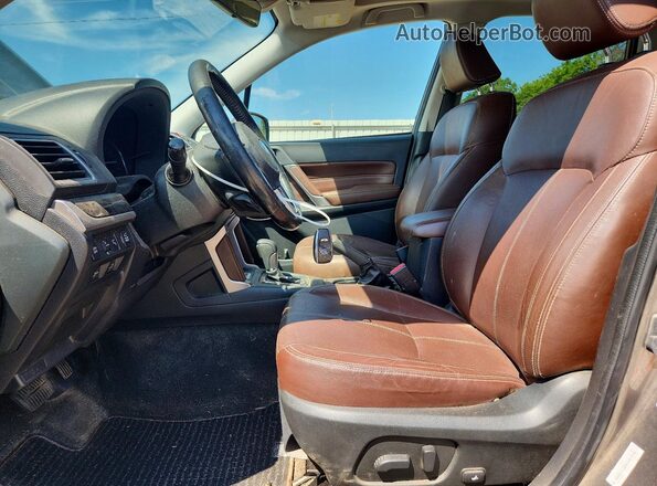 JF2SJAWCXHH455739 2017 SUBARU FORESTER Gray Vista interior delantera