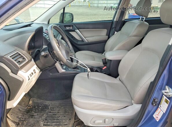 JF2SJAXC2GH464450 2016 SUBARU FORESTER Синий Вид салона спереди