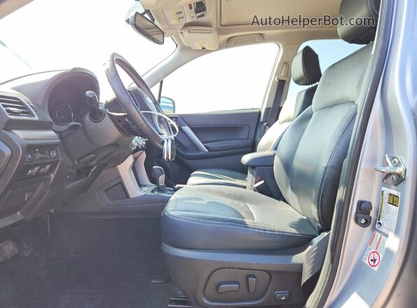JF2SJAXCXGH407719 2016 SUBARU FORESTER Silver Vista interior delantera