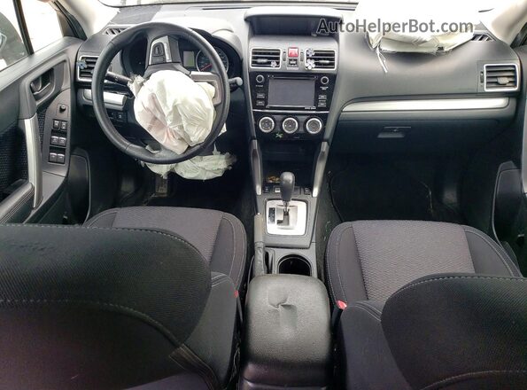 JF2SJEBC1JH571477 2018 SUBARU FORESTER Silver Առջևի վահանակի տեսք