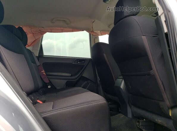 JF2SJEBC1JH571477 2018 SUBARU FORESTER Silver Հետևի նստատեղերի տեսք