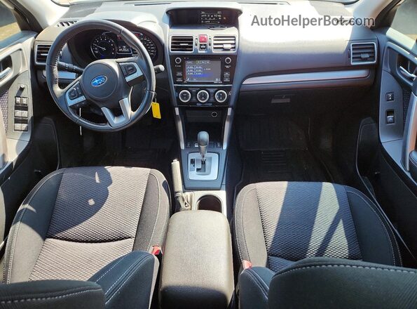 JF2SJEJC0JH495056 2018 SUBARU FORESTER White Vista del salpicadero