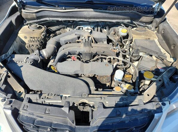 JF2SJEJC0JH495056 2018 SUBARU FORESTER White Vista del compartimento del motor