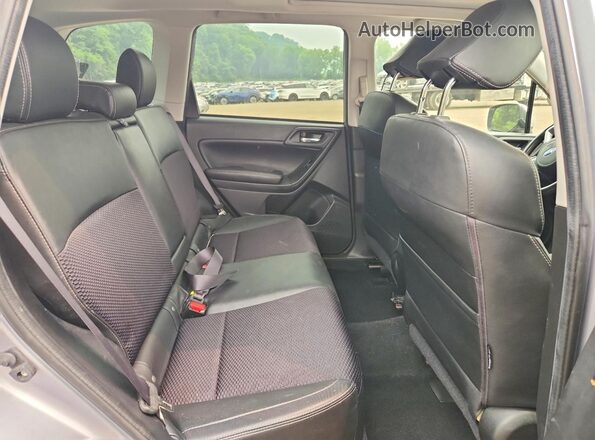 JF2SJGEC0HH501776 2017 SUBARU FORESTER Silver Rear seats view