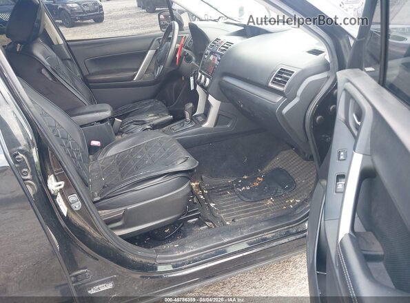 JF2SJGEC6HH542039 2017 SUBARU FORESTER Черный Вид салона спереди