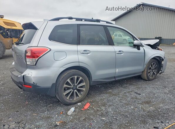 JF2SJGECXHH523932 2017 SUBARU FORESTER Silver Tył prawy