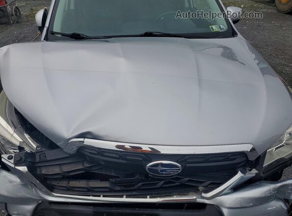 JF2SJGECXHH523932 2017 SUBARU FORESTER Silver Widok komory silnika