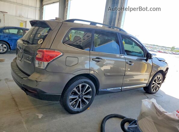 JF2SJGTC4HH555729 2017 SUBARU FORESTER Brown Trasero derecho