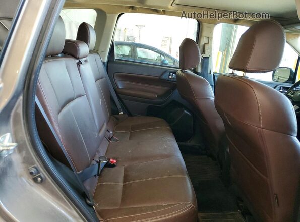 JF2SJGTC4HH555729 2017 SUBARU FORESTER Brown Vista interior trasera