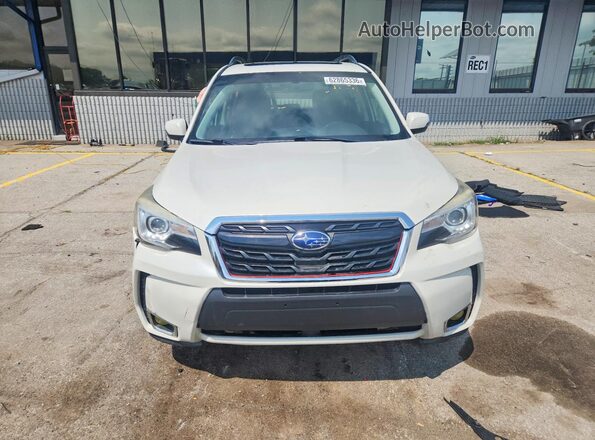 JF2SJGTCXHH416074 2017 SUBARU FORESTER White Vista frontal