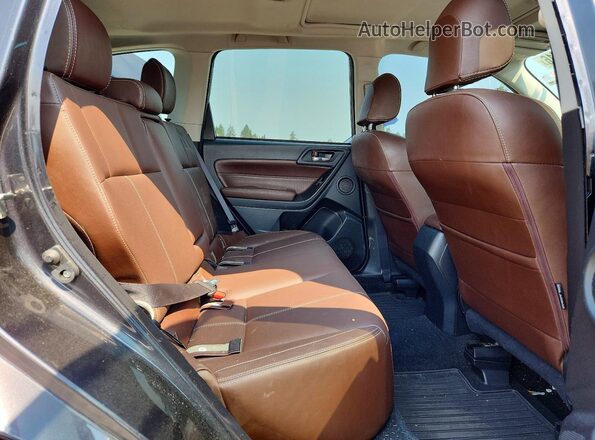 JF2SJGWC0HH560566 2017 SUBARU FORESTER Gray Rear interior view