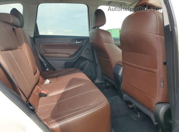JF2SJGWC2HH804959 2017 SUBARU FORESTER Белый Вид задней части салона