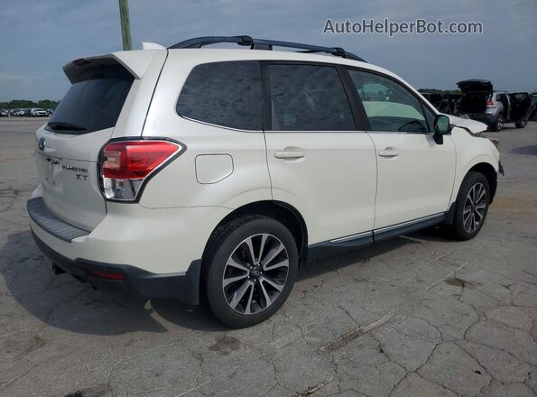 JF2SJGWC2HH804959 2017 SUBARU FORESTER Белый Задняя правая четверть