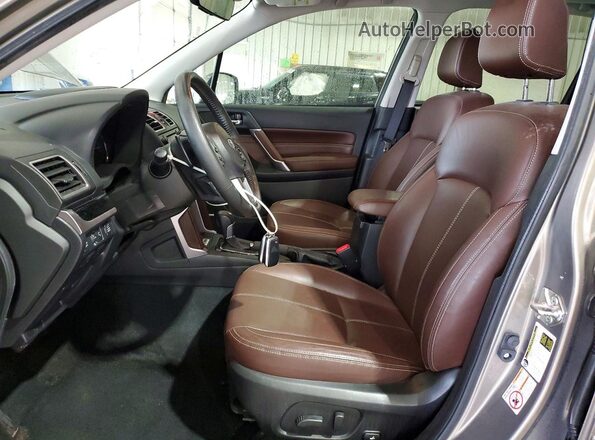 JF2SJGWC3HH503102 2017 SUBARU FORESTER Tan Vista interior delantera