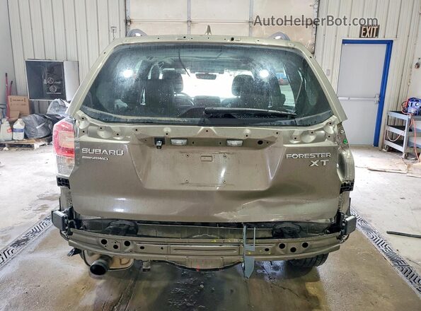 JF2SJGWC3HH503102 2017 SUBARU FORESTER Tan Vista trasera