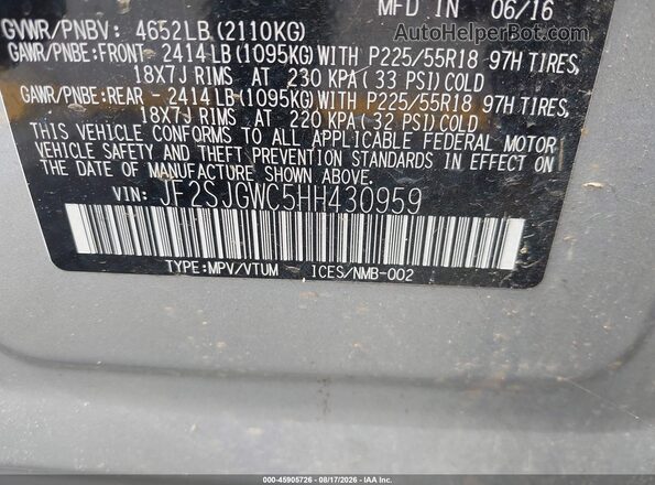 JF2SJGWC5HH430959 2017 SUBARU FORESTER Silver Widok komory silnika