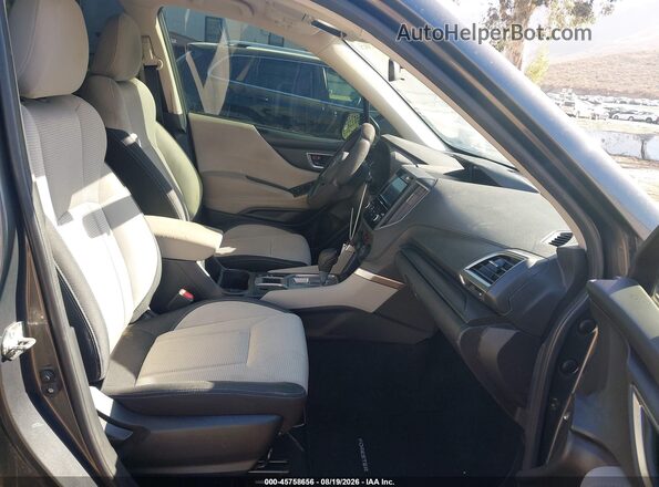 JF2SKAAC9PH490131 2023 SUBARU FORESTER Gray Vista interior delantera