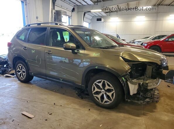 JF2SKACC3RH410550 2024 SUBARU FORESTER Green Front right