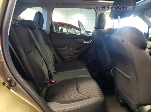 JF2SKACC3RH410550 2024 SUBARU FORESTER Green Rear interior view
