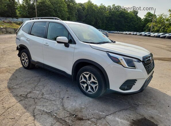 JF2SKACC3RH417773 2024 SUBARU FORESTER White Передня права чверть