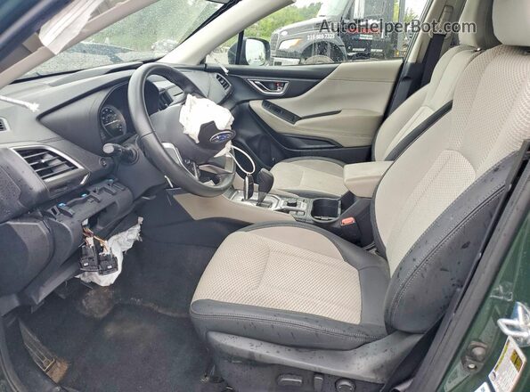 JF2SKACC3RH492344 2024 SUBARU FORESTER Green Vista interior delantera