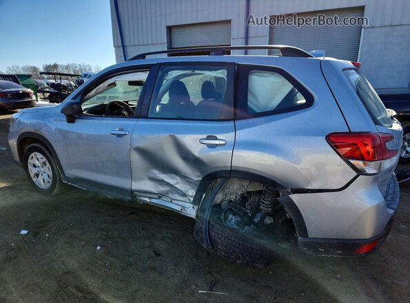 JF2SKACC5KH441644 2019 SUBARU FORESTER Silver Trasero izquierdo